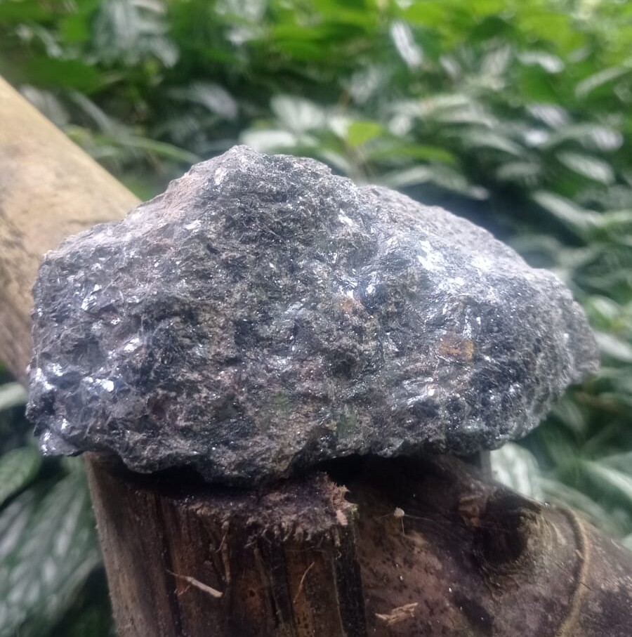 Piedra en Bruto de Hematite (Acerina)